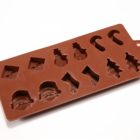 New Christmas silicone Chocolate moulds Cake Jelly Ice Silicone Fondant Mould Mould Baking ( colour varyies)